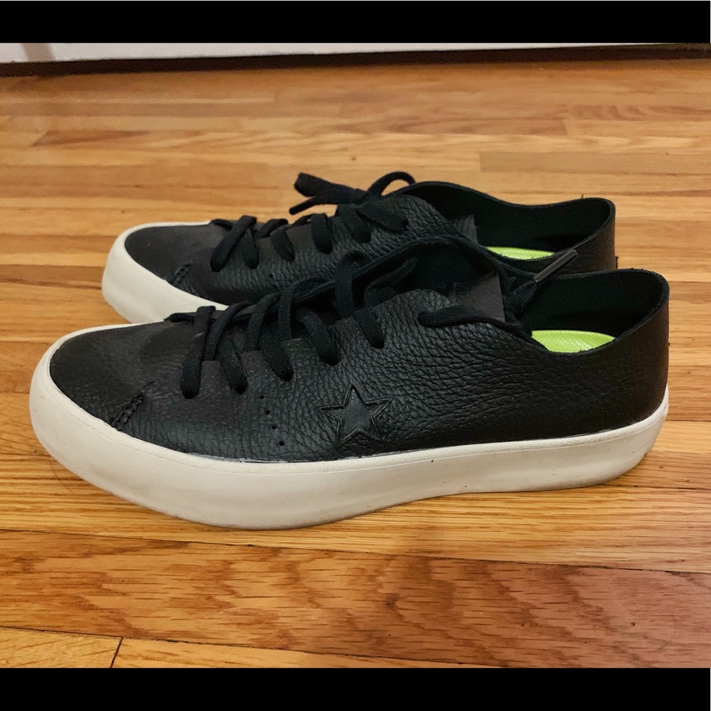 Converse Pro Leather Sneakers